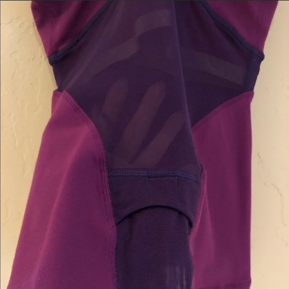 Lululemon top - Picture 3 of 3